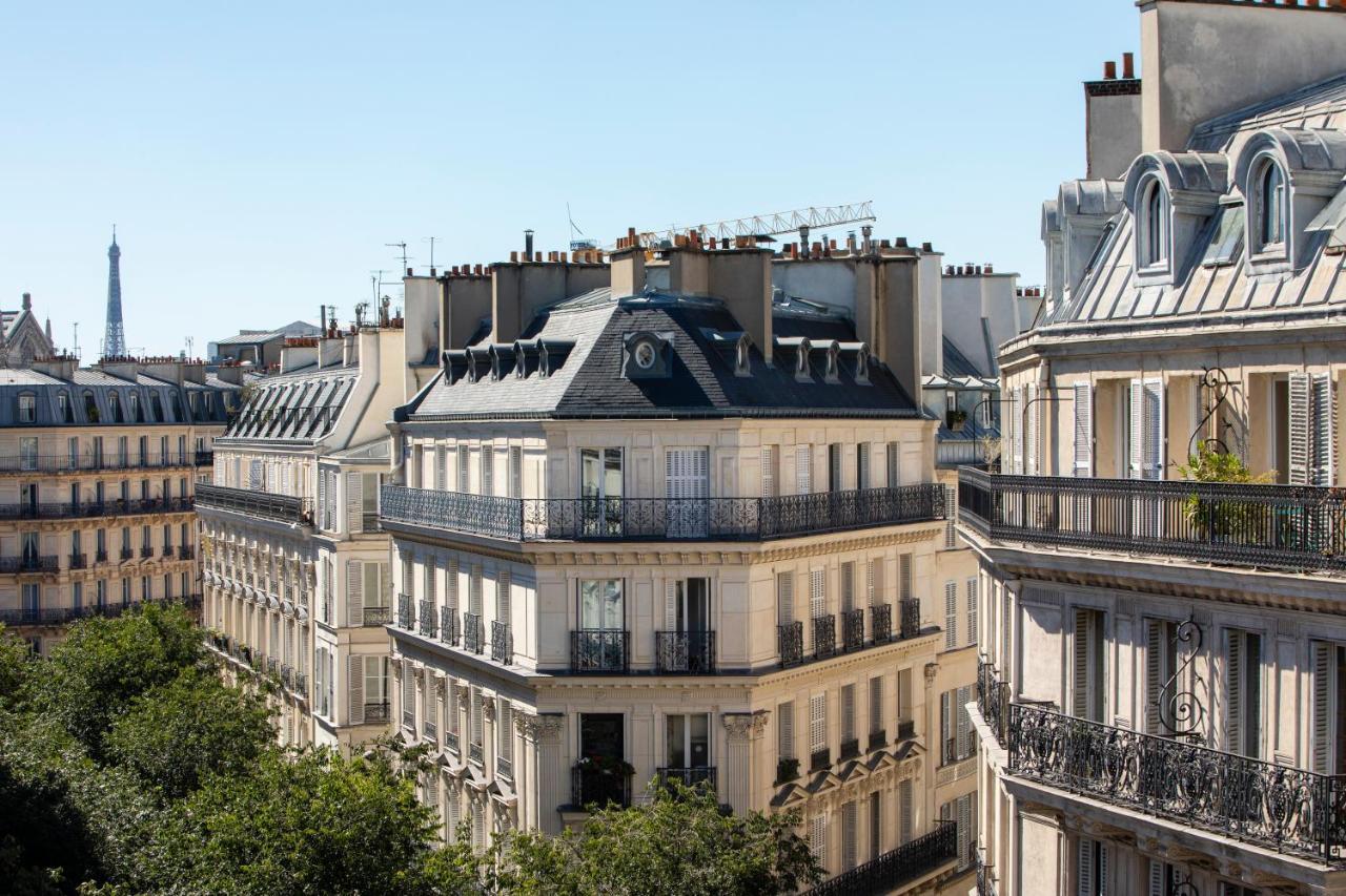 Prestige Room Eiffel Tower view